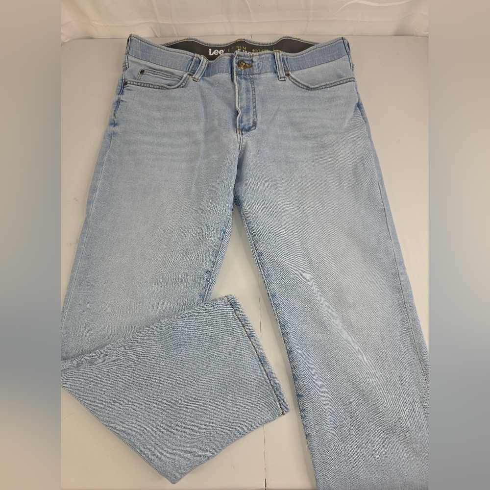 Lee Men's Sky Blue Regular Straight Leg Jeans Size 38x29 CH-3281